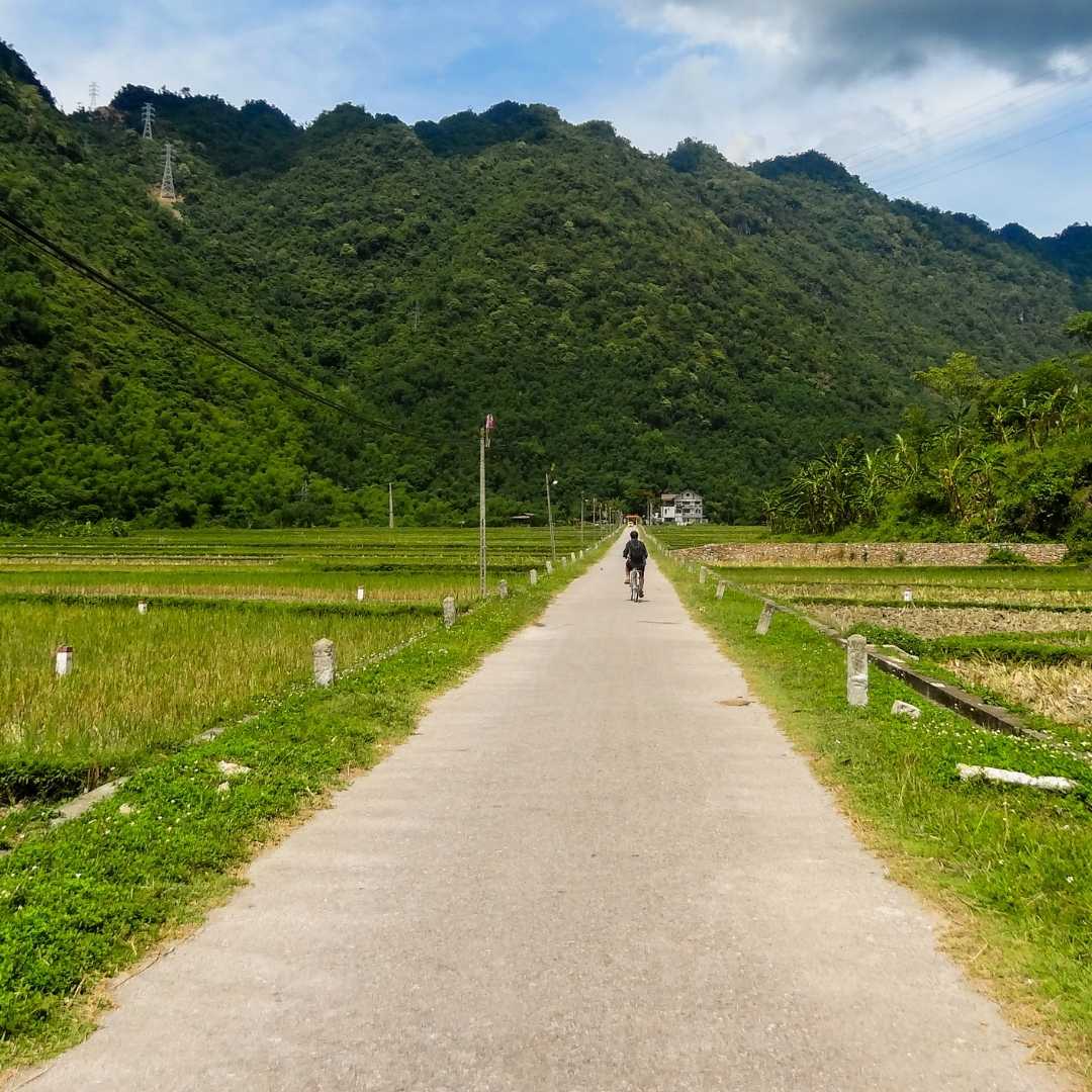 Cycling at Mai Chau